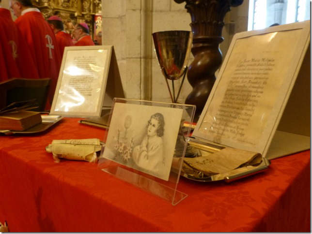 Angelo Amato cardenal beatifica martires Santander 2015 reliquias