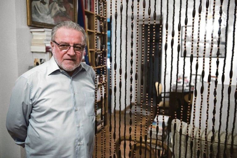 Víctor Arrogante