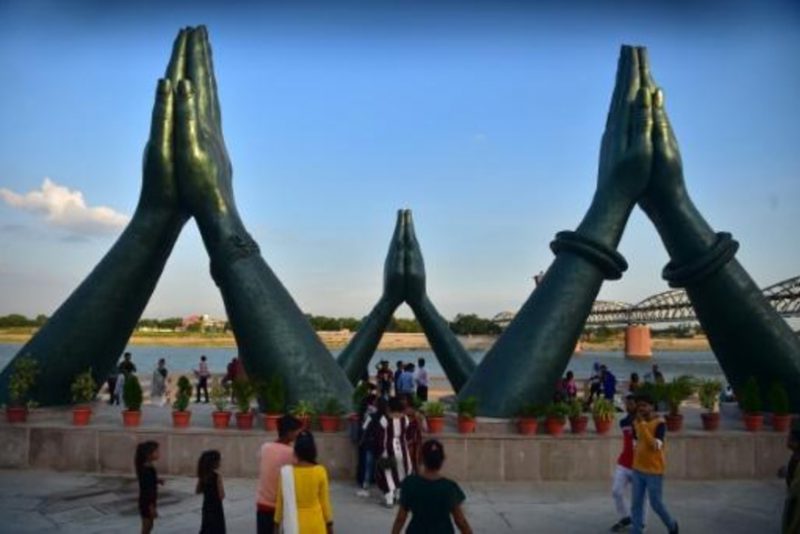 El recién construido Namo Ghat de Varanasi, en India, a orillas del río Ganges, en una imagen del 8 de julio de 2022 afp_tickers