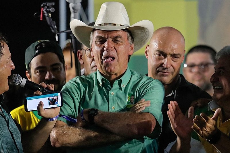 Jair Bolsonaro haciendo una mueca despectiva
