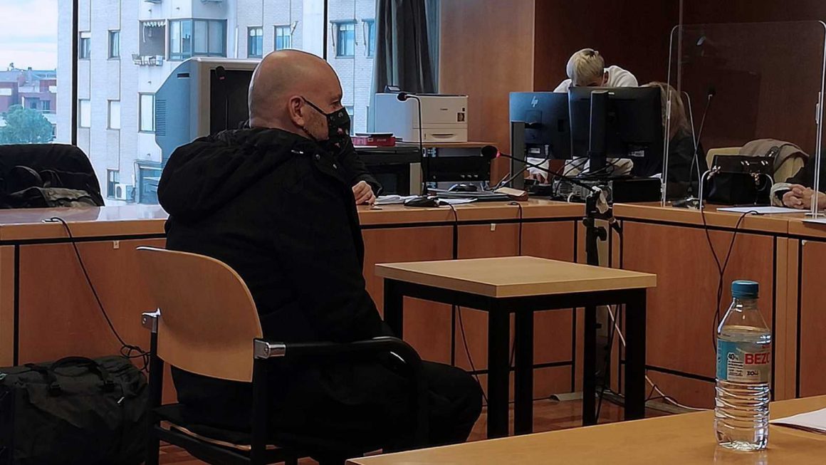 El escultor Enrique Tenreiro durante el juicio EFE/Paqui Gallego