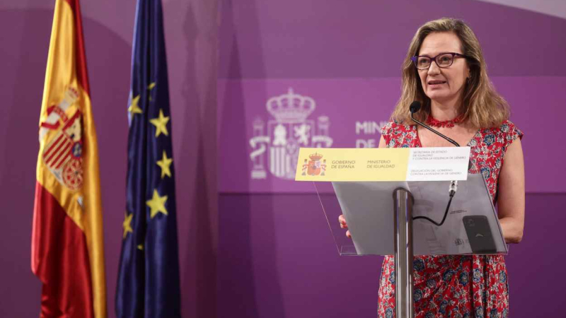 La delegada del Gobierno contra la Violencia de Género, Victoria Rosell, comparece ante los medios, en la sede del Ministerio de Igualdad