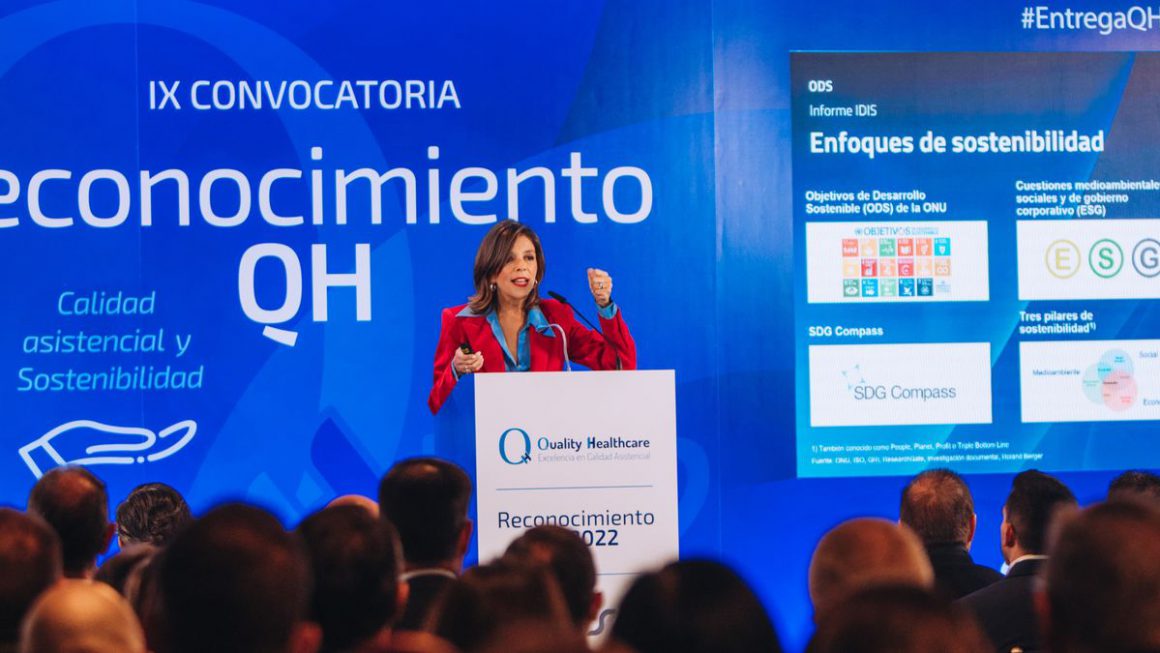 La directora general de la Fundación IDIS, Marta Villanueva, en un acto del sector sanitario este mismo mes de noviembre. Fundación IDIS