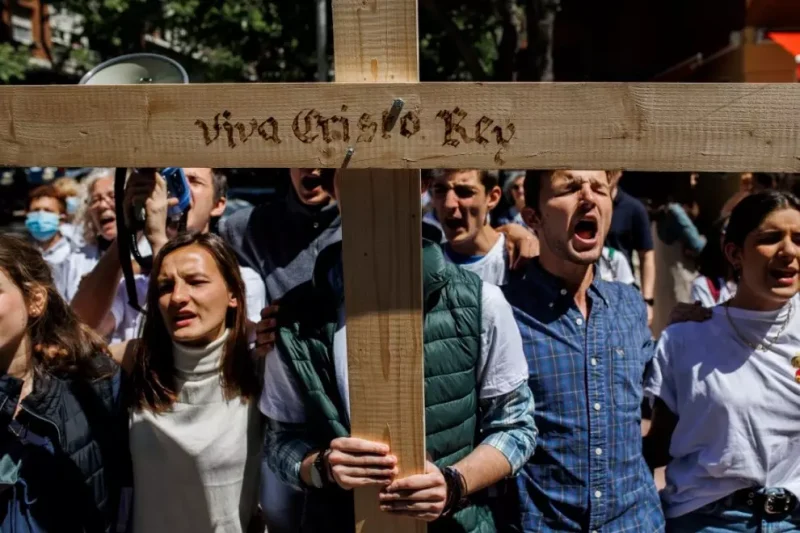 Manifestantes antiabortistas en una movilización protagonizada en mayo de 2022 en Madrid. — Alejandro Martínez Vélez / EUROPA PRESS