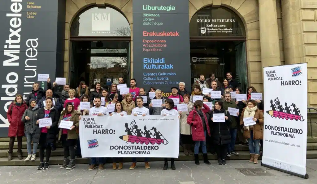 Imagen de la plataforma hoy en Donostia. Foto: Ehige