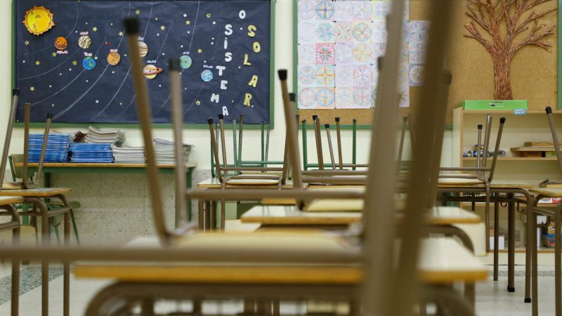 Los centros que separan por sexos disminuyen un 42% tras el veto de la Lomloe. Eliseo Trigo