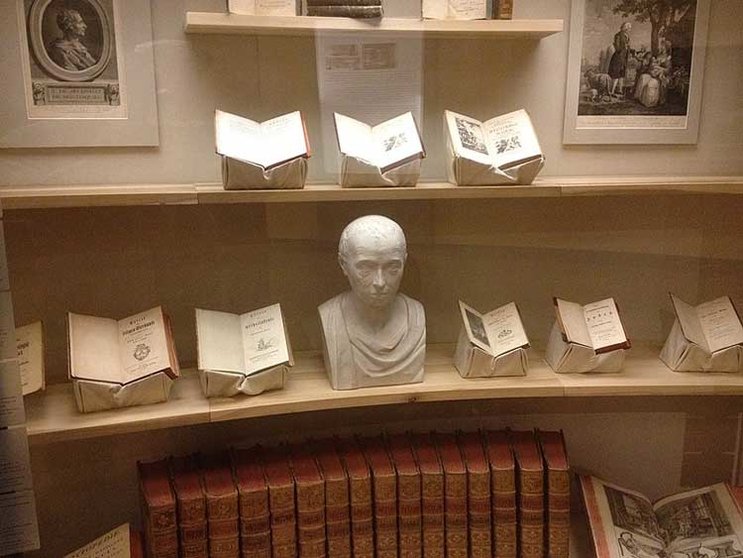 Kant entre Diderot y Rousseau en el Museo historico de Berlín (foto de R.R. Aramayo)