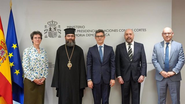 Félix Bolaños con representantes de confesiones con notorio arraigo.