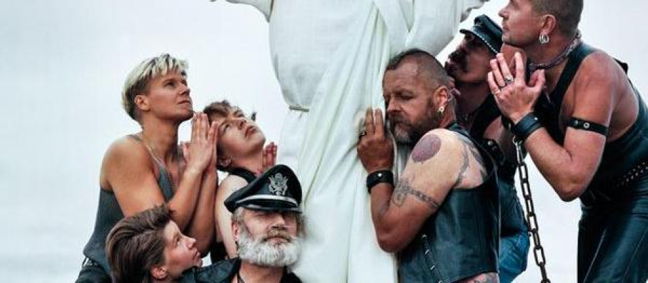 Apóstoles gays en la sede de la UE en Bruselas
