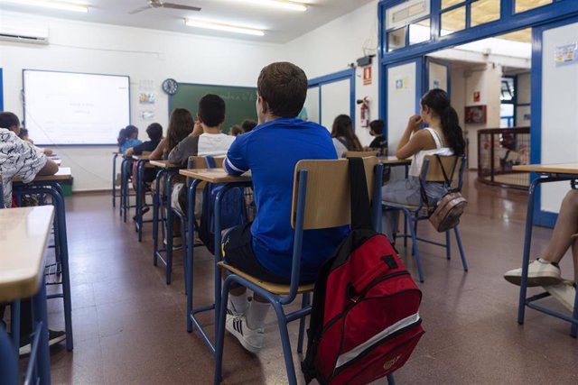 Archivo - Aumnos del CEIP Escritor Alfonso Grosso