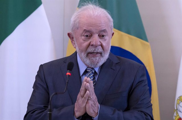 Nicaragua.- Lula afirma que hablará con Ortega para mediar en la liberación de los religiosos presos El presidente de Brasil, Luiz Inácio Lula da Silva, ha asegurado este jueves que hablará con su homólogo nicaragüense, Daniel Ortega, en relación a los religiosos detenidos, entre ellos el obispo Rolando Álvarez, condenado a 26 años de cárcel. Leer más: https://www.notimerica.com/politica/noticia-nicaragua-lula-afirma-hablara-ortega-mediar-liberacion-religiosos-presos-20230622172219.html (c) 2023 Europa Press. Está expresamente prohibida la redistribución y la redifusión de este contenido sin su previo y expreso consentimiento.