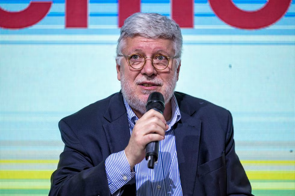 Agustín Santos Maraver, durante un mitin de Sumar, en Espacio Rastro, Madrid, el día 18.Claudio Álvarez