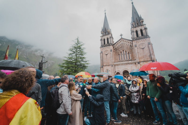 Santiago Abascal en Covadonga Foto: Vox