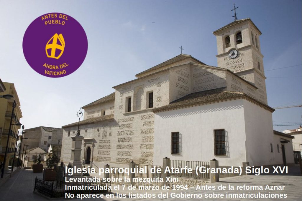Fotografía de la iglesia de La Encarnación en Atarfe - Granada etiquetada para la campaña de Recuperando: Antes del pueblo, ahora del Vaticano.