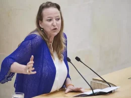 La portavoz parlamentaria de Vox en Cantabria, Leticia Díaz. CÉSAR ORTIZ