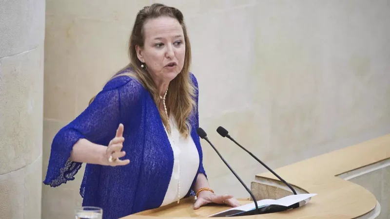 La portavoz parlamentaria de Vox en Cantabria, Leticia Díaz. CÉSAR ORTIZ