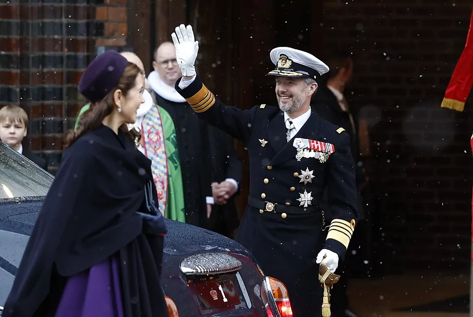 Los reyes Federico y Mary, a su llegada este domingo a la catedral de Aarhus para participar en una misa de acción de gracias.MIKKEL BERG PEDERSENEFE
