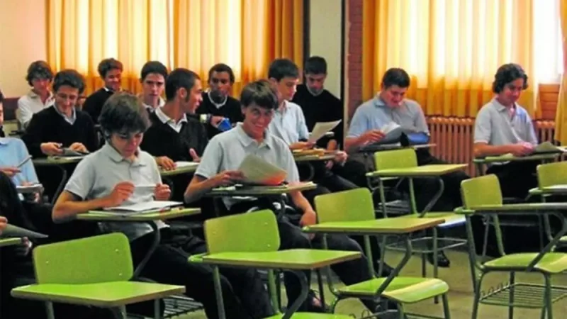 Los colegios con educación diferenciada cada vez son menos, aunque en algunos el paso al modelo mixto es más teórico que práctico. elDiariomurcia