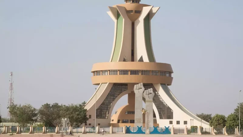 Monumento a los Héroes Nacionales en Uagadugú, capital de Burkina Faso. / LOU JONES / ZUMA PRESS / CONTACTOPHOTO - Archivo