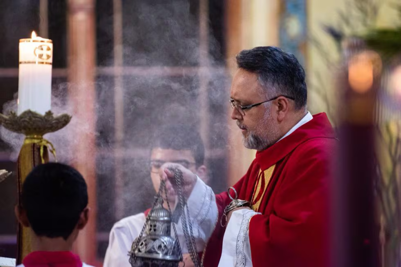 Manuel Guevara, sacerdote condenado a 18 años de prisión.