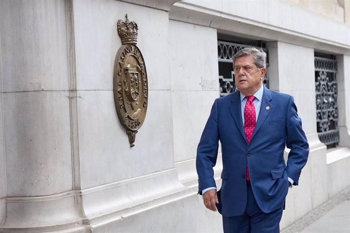 Archivo - El exministro de Defensa Federico Trillo a su llegada al acto de entrega del Premio Gumersindo de Azcárate, en el Casino de Madrid, a 7 de junio de 2023, en Madrid (España). - Jesús Hellín - Europa Press - Archivo