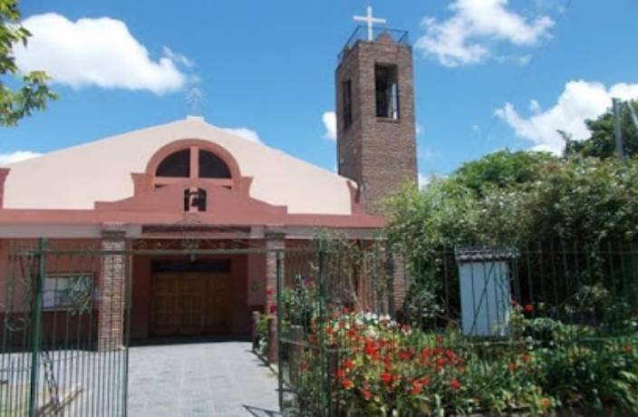 Una parroquia en Berazategui de donde expulsaron al sacerdote.