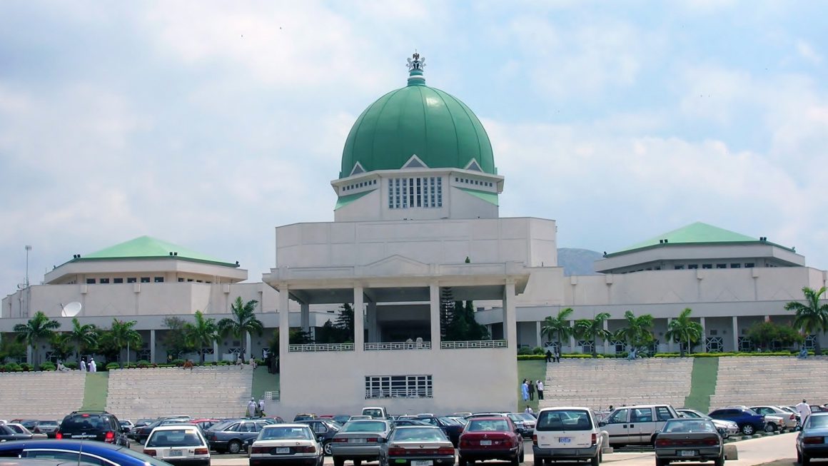 Parlamento de Nigeria (Wikipedia)