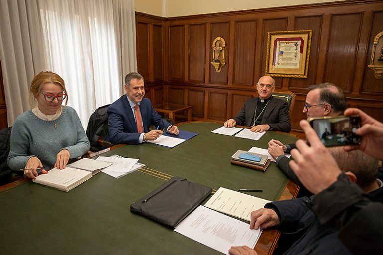 Reunión de la comisión mixta Iglesia-Gobierno de Cantabria