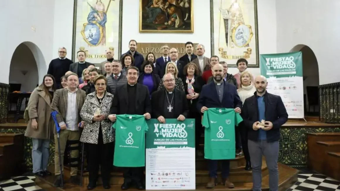 Presentación de la X Fiesta por la Mujer y por la Vida que busca recaudar fondos para Proyecto Mater y que considera el derecho de las mujeres al aborto, avalado por el Tribunal Constitucional, como "un ataque a la vida humana", con el apoyo de PP y Vox Foto: Ayuntamiento de Toledo