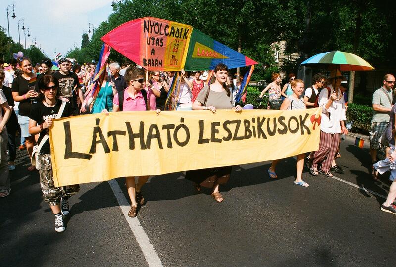 Participantes en el Orgullo Gay de Budapest el 6 de julio. Foto: Joost van Beek (CC BY-NC)