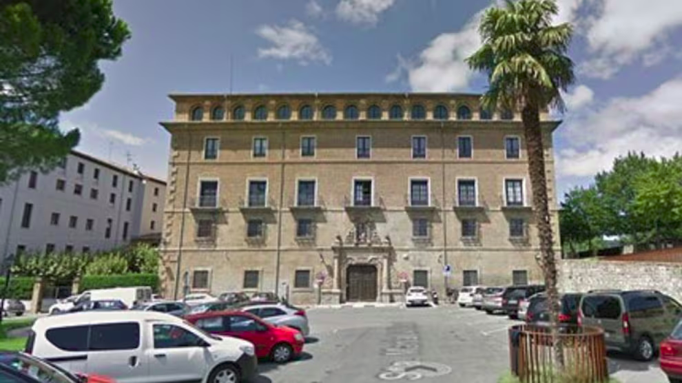 Arzobispado de Pamplona / Google Maps