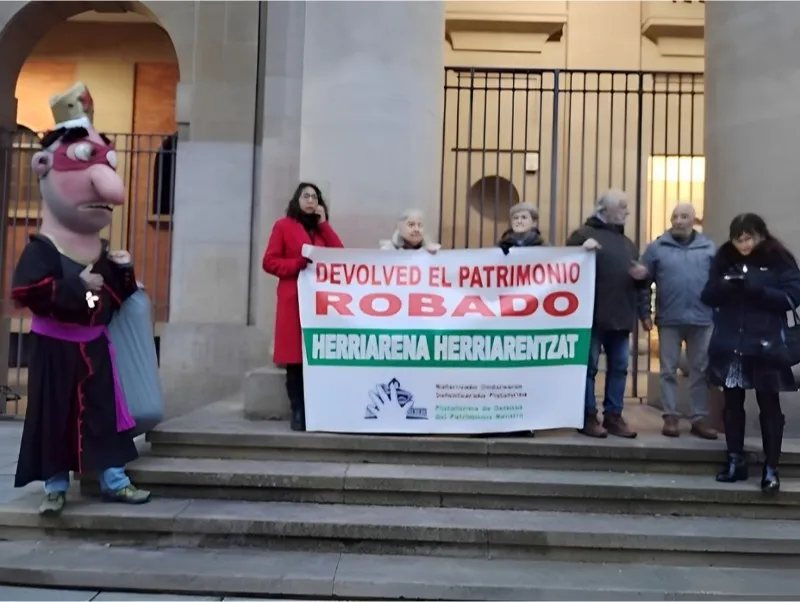 Acción de la Plataforma de Defensa del Patrimonio Navarro