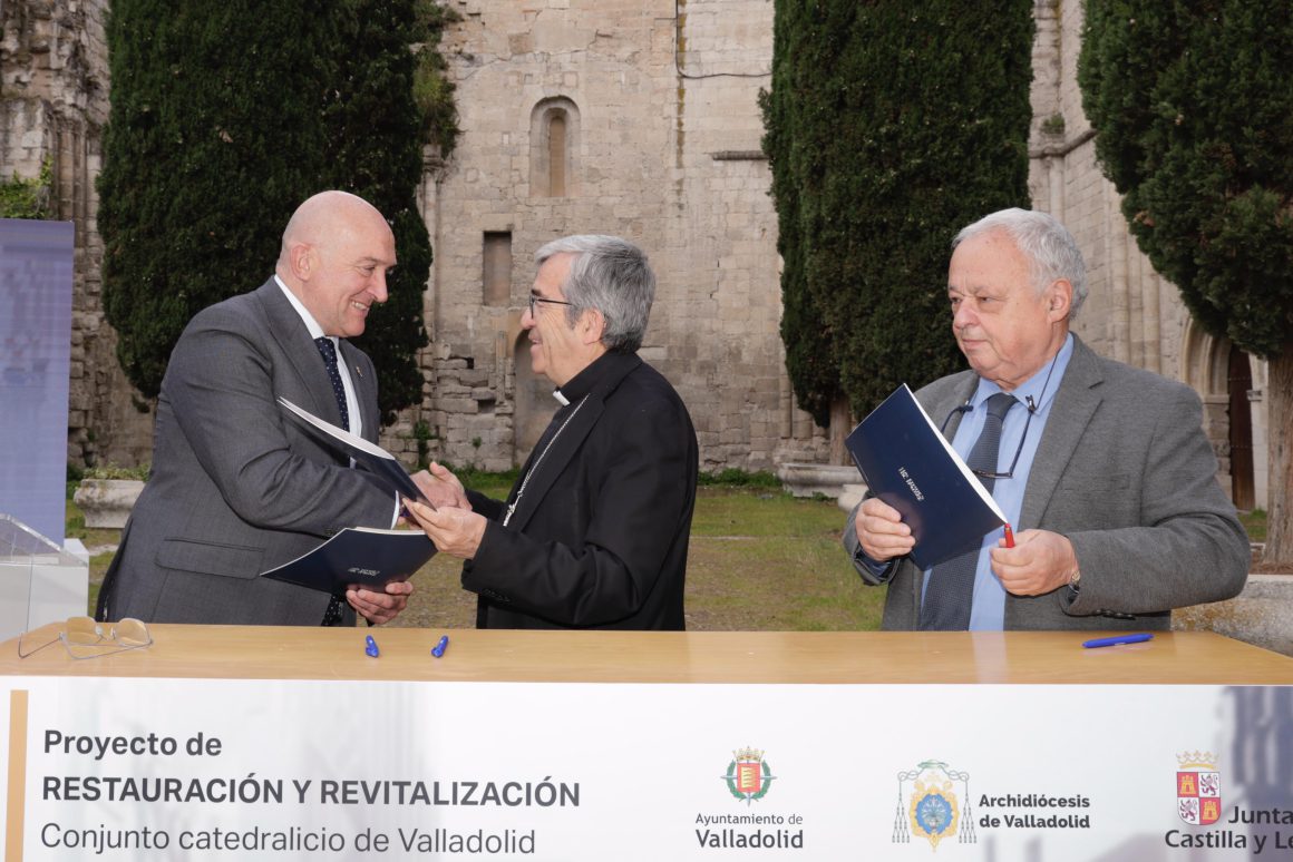 El Ayuntamiento de Valladolid, la Junta y el Arzobispado firman un protocolo conjunto para la restauración del conjunto catedralicio con 2,3 millones del 2 % cultural del Ministerio de Vivienda https://www.valladolid.es/participa/es/ayuntamiento-junta-arzobispado-firman-protocolo-conjunto-re
