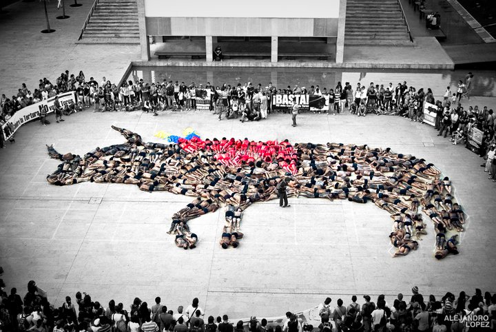 AnimaNaturalis Ponte en la Piel del Toro, Medellín - Colombia, 2011