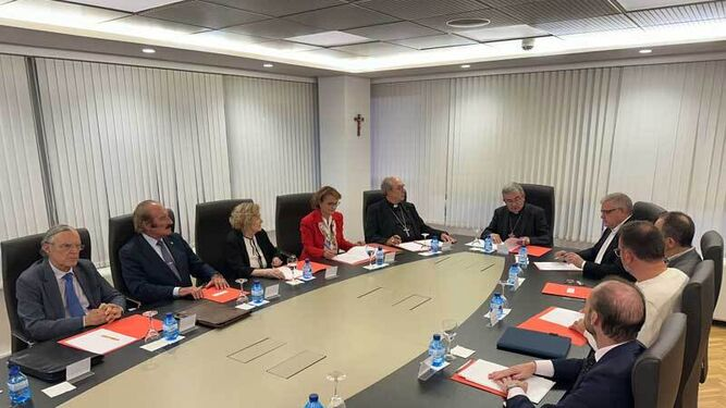 Los miembros de la comisión asesora del Plan PRIVA CEE