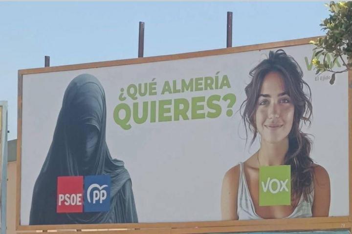 Cartel polémico de Vox en Almería.