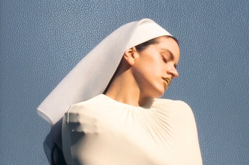 Portada del álbum de Rosalía "Lux"